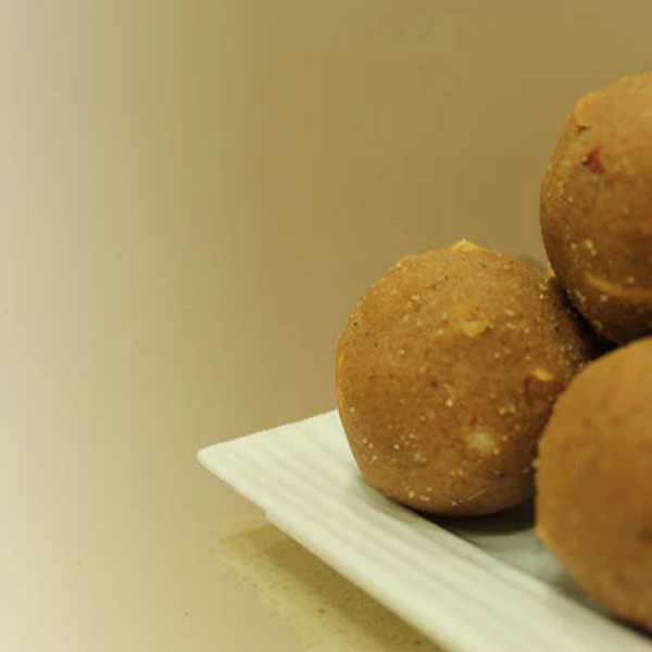 Gondh Laddu - Vellanki Foods